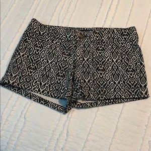 Patterned shorts